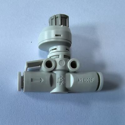 Suhu kerja -10 C 80 C Fittings tabung pneumatik dengan ukuran tabung G3/8 dalam warna Hitam